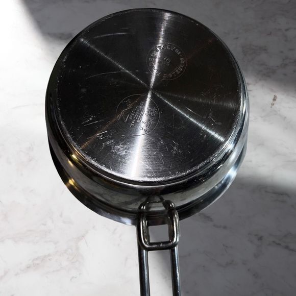 Serafino Zani Karen Saucepan with Handle Includes Lid - Picture 2 of 7